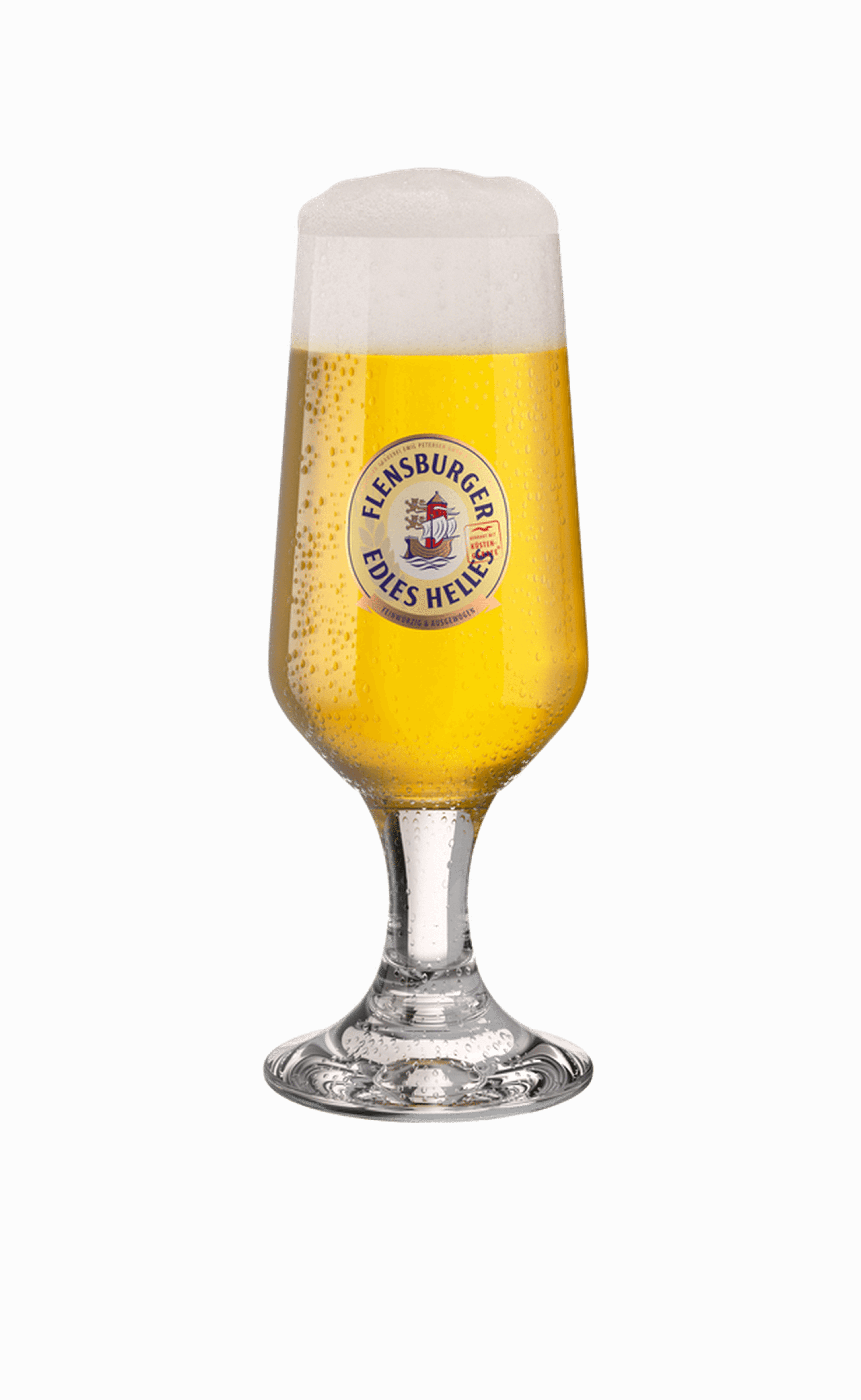 Kristallglas-Fjordpokal mit hellgelbem Bier und dichter weißer Schaumkrone. Vorn ist das runde Logo mit der Aufschrift „Flensburger Edles Helles“ und einem Schiff abgebildet.