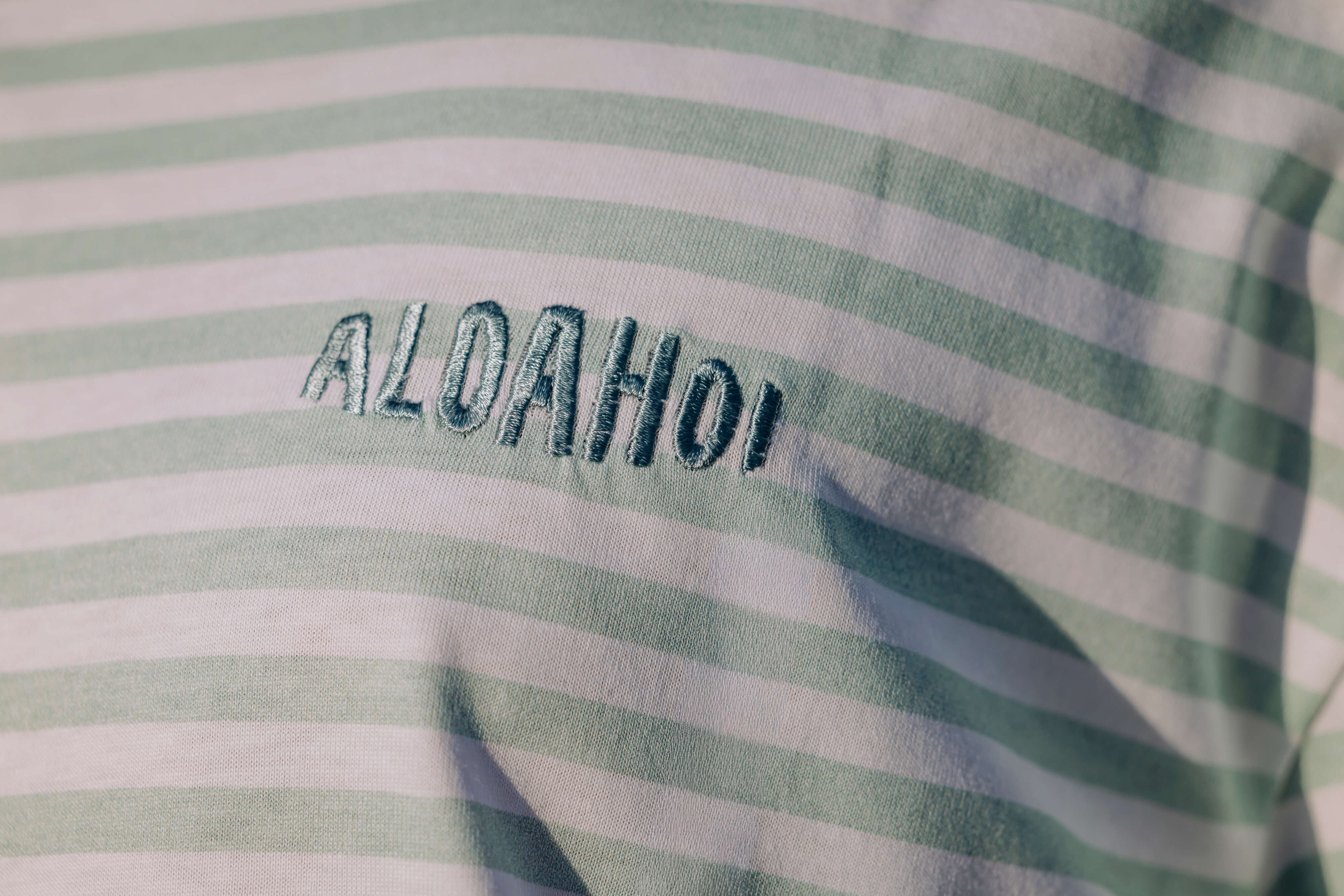 Gestreiftes Shirt "Aloahoi"